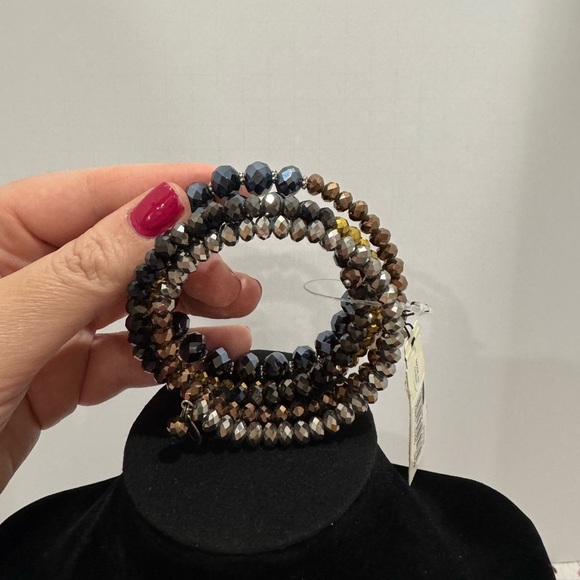 NWT CAKE Multi-Color Beaded cuff Bracelet - Picture 3 of 3